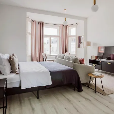 Blueground 10 Nr Park Foodie Area Prg-14 Διαμέρισμα Πράγα