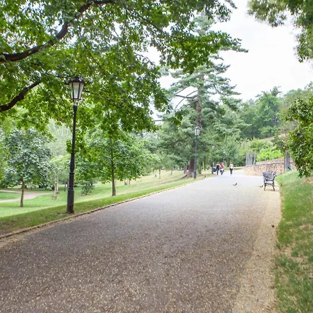 Blueground 10 Nr Park Foodie Area Prg-14 * Praha